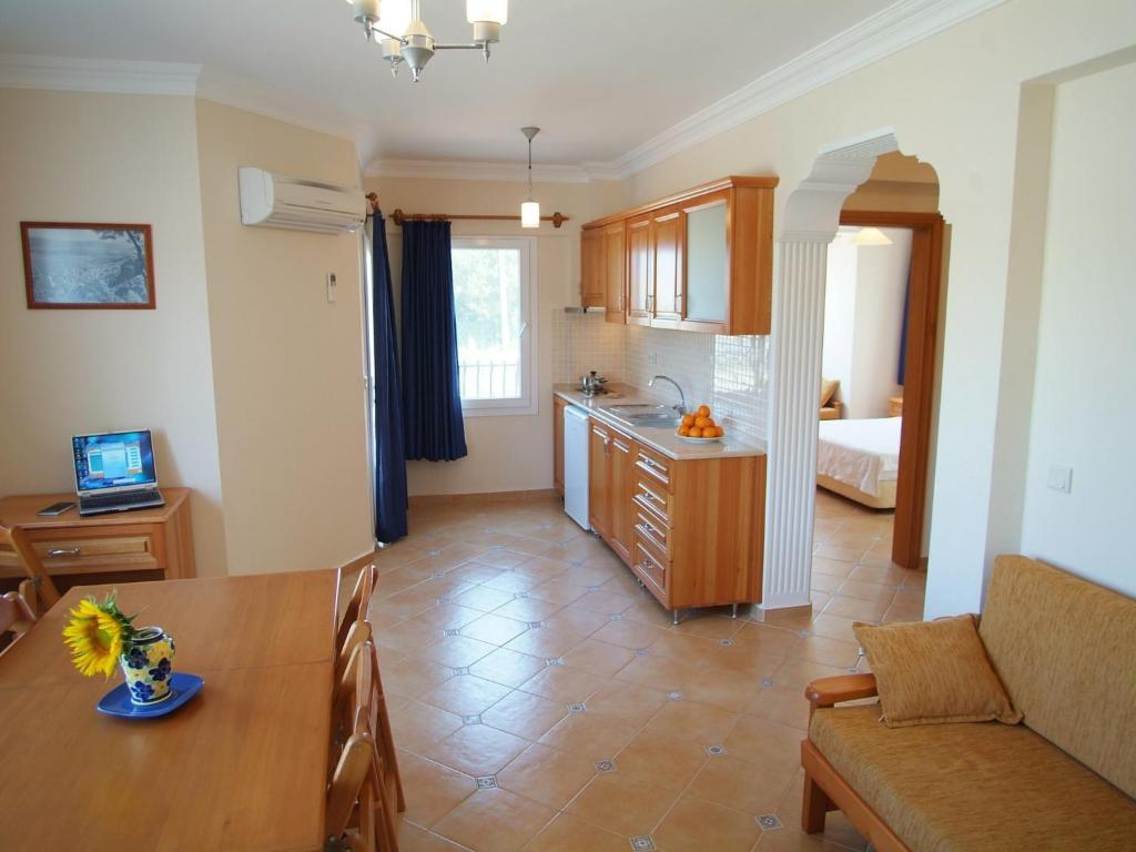 Sea Breeze Hotel And Apartments Oludeniz Room photo